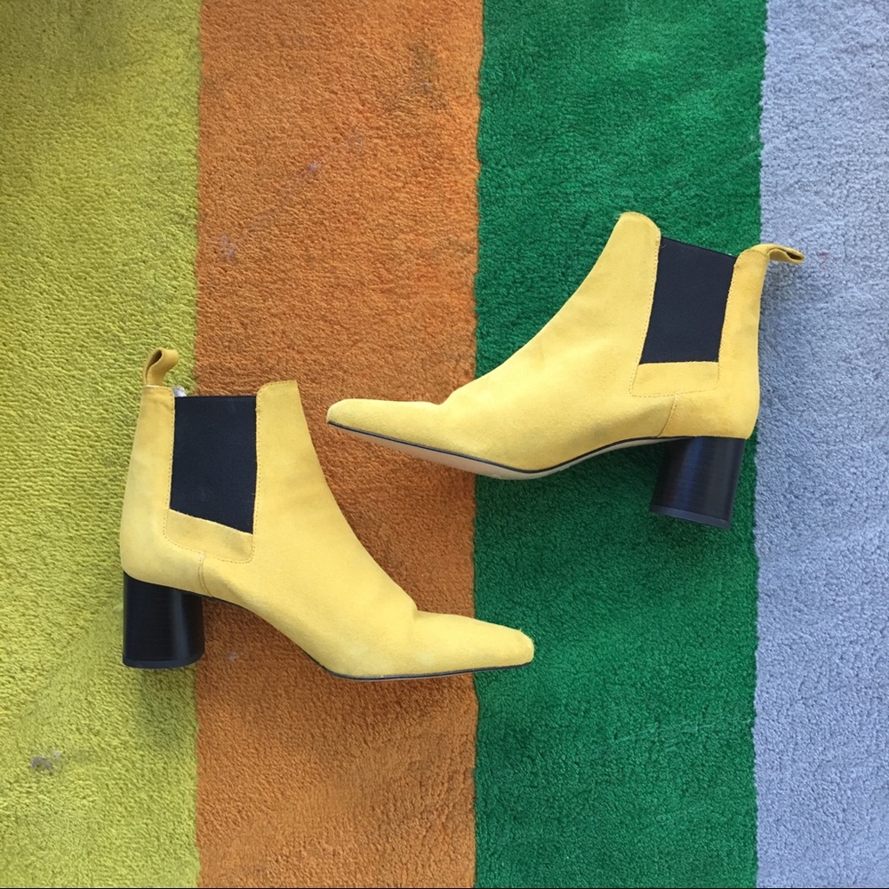 Zara mustard yellow suede pull on ankle boots